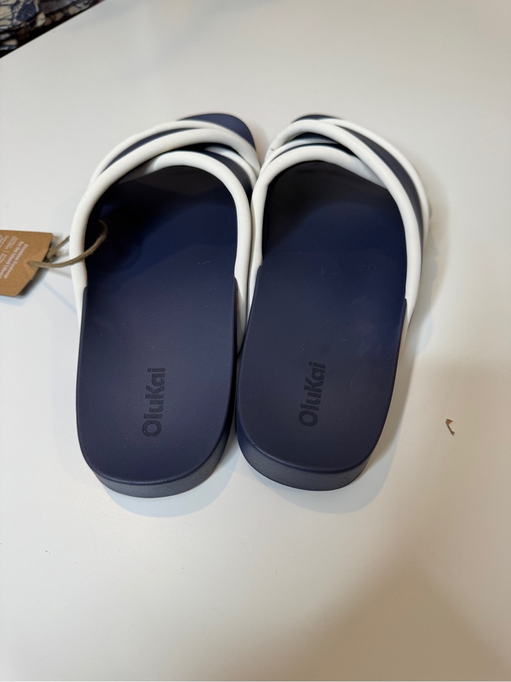 OluKai Ani Crisscross Straps Womens Sandals Slides Size 10 White Sand/White Sand - Picture 10 of 13